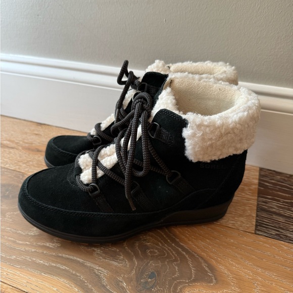 SOREL Evie Cozy Lace Boots Women's size 10 Jet Black nwt - Picture 8 of 12